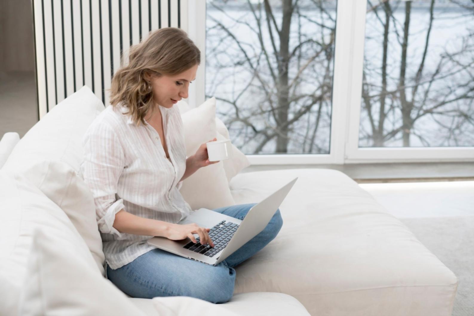 Financial planning tools and budget analysis materials